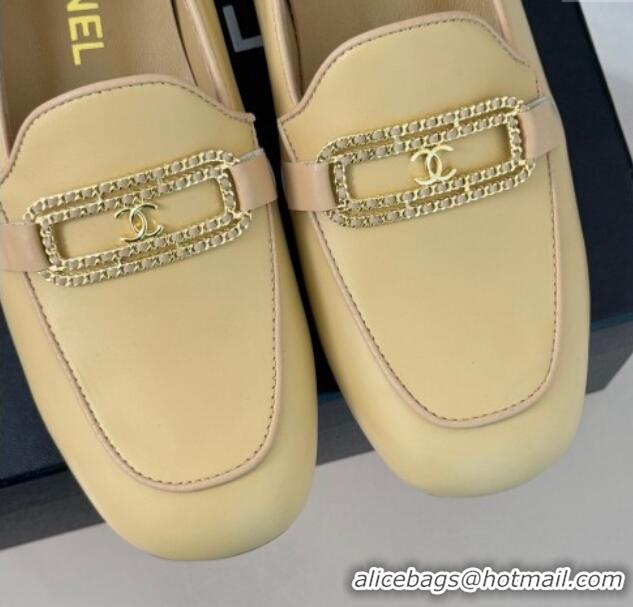 Unique Style Chanel Lambskin Leather Loafers with Chain Yellow 0103060