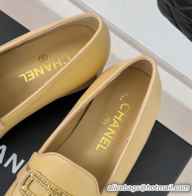 Unique Style Chanel Lambskin Leather Loafers with Chain Yellow 0103060