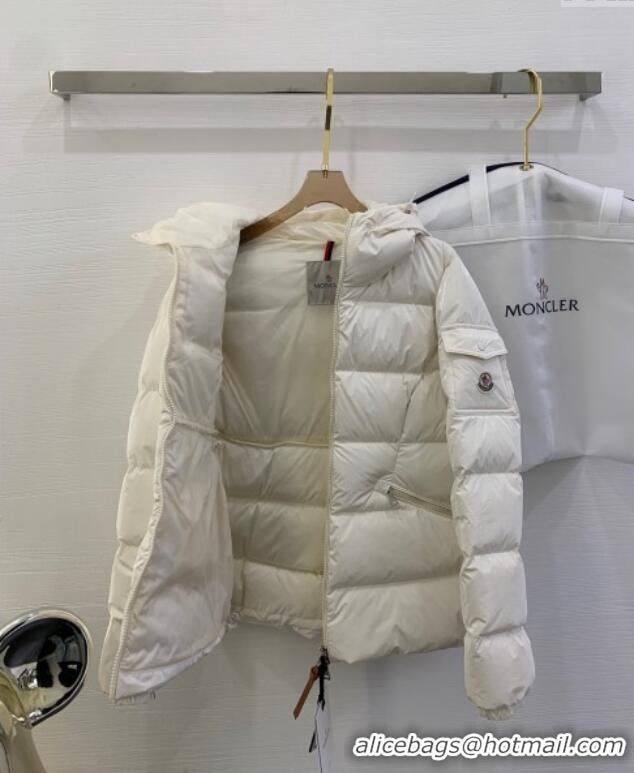 Well Crafted Moncler Barante Shiny Down Jacket M6019 White 2025