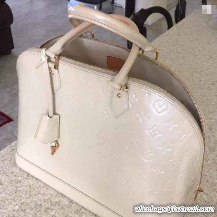 Top Grade Louis Vuitton Monogram Vernis Alma GM M90026 Cream