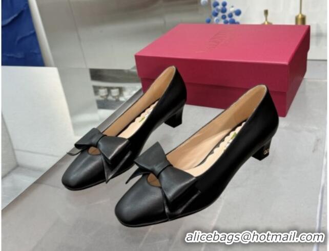 Popular Style Valentino Bowow Low Heel Pumps 5cm in Calfskin Leather Black 1226028