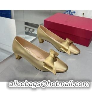 Good Product Valentino Bowow Low Heel Pumps 5cm in Calfskin Leather Gold 1226030