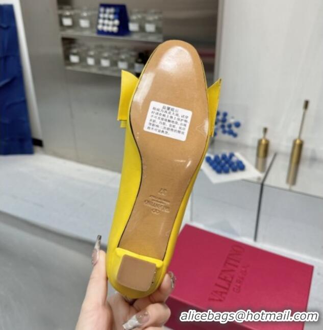 Hot Style Valentino Bowow Low Heel Pumps 5cm in Calfskin Leather Yellow 1226034