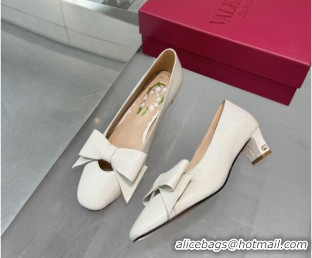 Top Design Valentino Bowow Low Heel Pumps 5cm in Calfskin Leather White 1226037