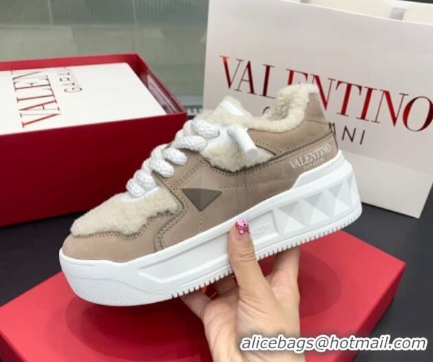 Purchase Valentino One Stud Platform Sneakers in Calfskin and Shearling Grey 1226053