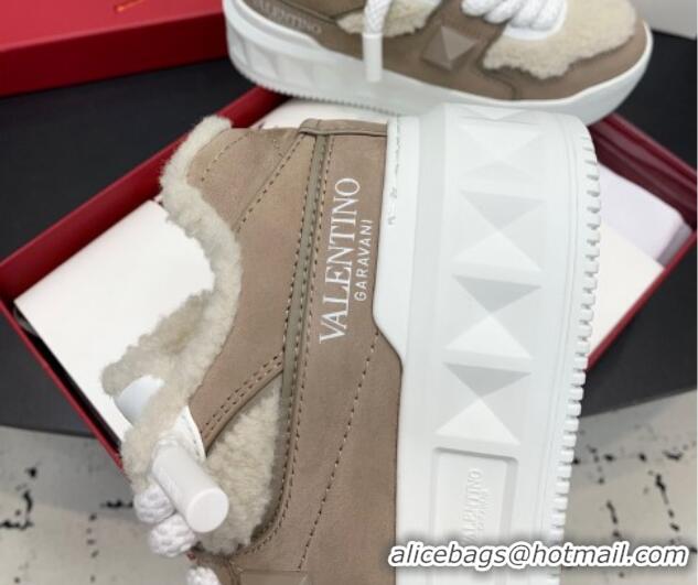 Purchase Valentino One Stud Platform Sneakers in Calfskin and Shearling Grey 1226053