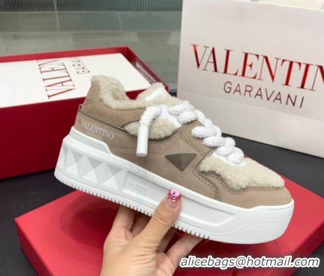 Purchase Valentino One Stud Platform Sneakers in Calfskin and Shearling Grey 1226053