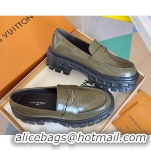 Popular Style Louis Vuitton LV Record Platform Loafers in Glazed Leather Green 1224067