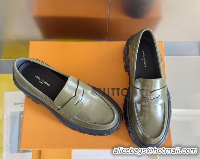 Popular Style Louis Vuitton LV Record Platform Loafers in Glazed Leather Green 1224067