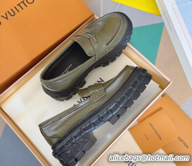 Popular Style Louis Vuitton LV Record Platform Loafers in Glazed Leather Green 1224067