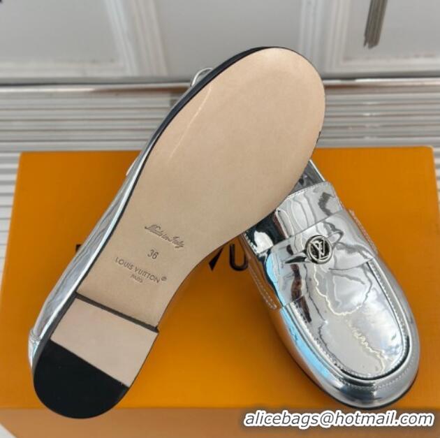 Best Grade Louis Vuitton Soho Flat Loafers in Patent Leather Silver 1224073