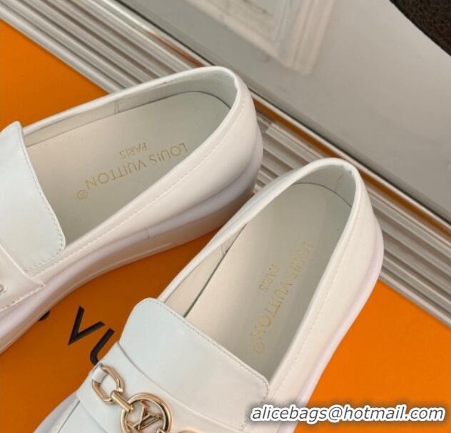 Shop Duplicate Louis Vuitton Platform Loafers in Calf Leather with LV Chain White 1224075