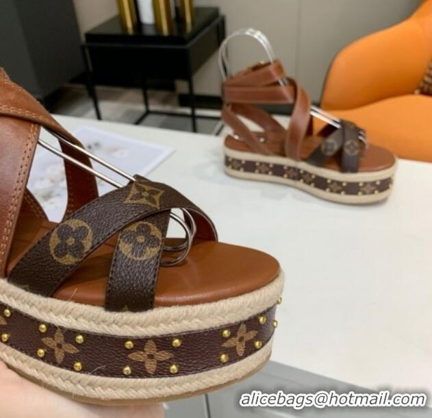 Charming Louis Vuitton Platform Sandals in in Monogram Canvas & Leather Brown 5022014