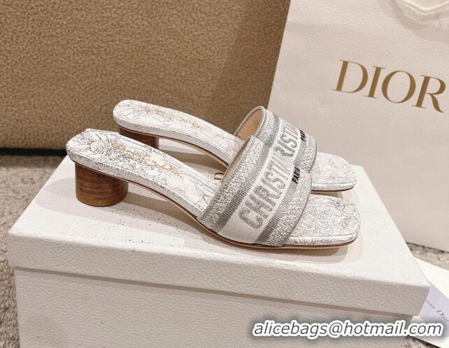 Good Quality Dior Dway Heel Slides Sandal 3.5cm in Cotton Embroidered with Metallic Thread and White and Silver-Tone Dio