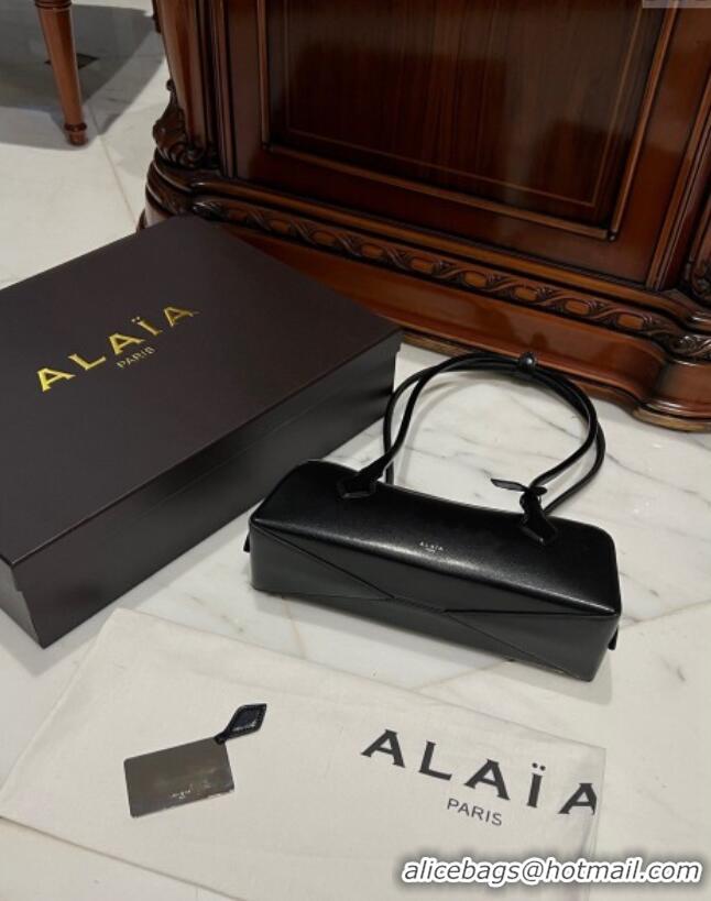 Well Crafted Alaia Le Tecket Medium Long Shoulder bag in Leather 0808 Black 2024