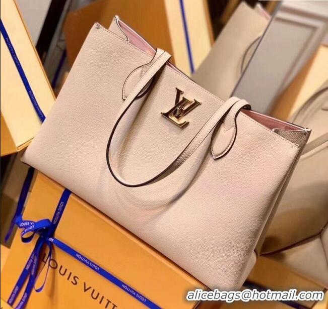 Grade Quality Louis Vuitton Lockme Shopper Tote Bag in Grained Leather M57346 Beige 2025