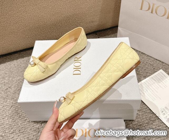 Top Design Dior Ballet Flat in Quilted Cannage Calfskin with Pearl Bow Yellow 1231097