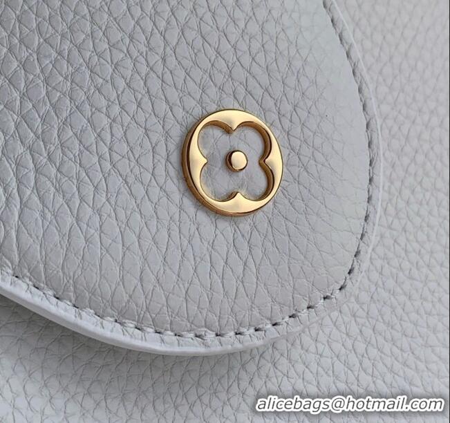 Good Taste Louis Vuitton Capucines Mini Bag with Mother-of-pearl Hardware in White Taurillon Leather M11342 2025