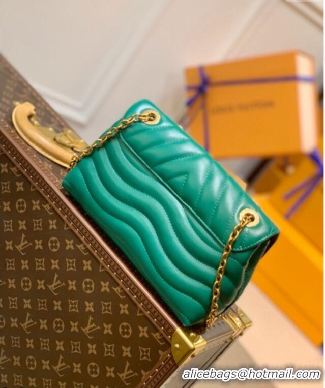 Good Taste Louis Vuitton LV New Wave Chain Bag in Smooth Leather M58554 Green 2025