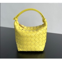 Cheapest Bottega Veneta Baby Wallace Shoulder Bag in Intrecciato Soft Calfskin Leather 776781 Yellow 2025