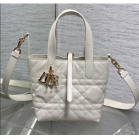 Buy Fashionable Dior Small Toujours Vertical Tote Bag in Macrocannage Calfskin 2835 White 2025