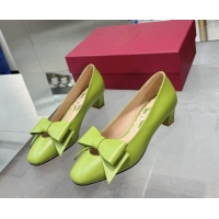 Luxury Cheap Valentino Bowow Low Heel Pumps 5cm in Calfskin Leather Green 1226032