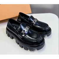 Good Product Louis Vuitton Shiny Leather Platform Loafers with LV Chain Black 1224054