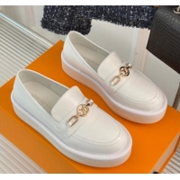 Shop Duplicate Louis Vuitton Platform Loafers in Calf Leather with LV Chain White 1224075