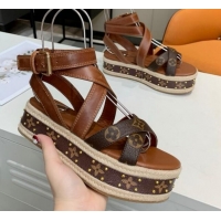 Charming Louis Vuitton Platform Sandals in in Monogram Canvas & Leather Brown 5022014