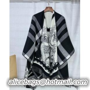 Super Quality Burberry Reversible Swan Cape 140x140cm 0821 Black 2024