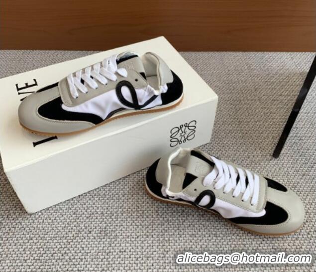 Trendy Design Loewe Ballet Runner 2.0 Sneakers in calfskin, nylon and suede Grey/White/Black 0221035