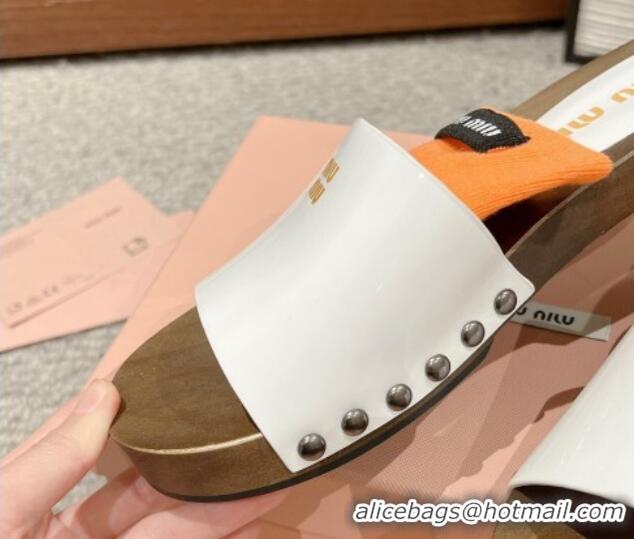 Big Discount Miu Miu Socks Patent Leather Slides Sandal White/Orange 1228018