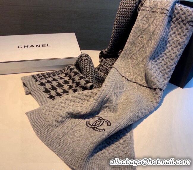 Luxurious Chanel Houndtooth Cashmere Knit Long Scarf 35x195cm CH102109 Grey 2024