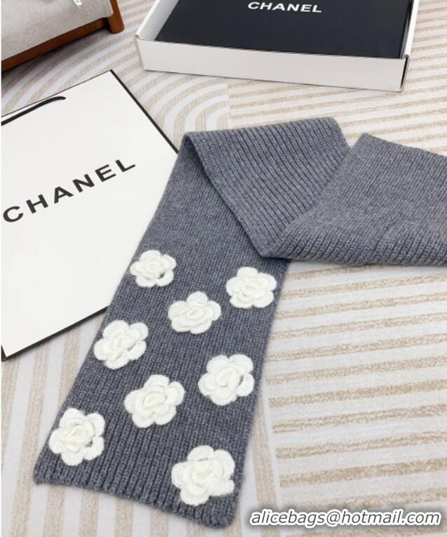 Promotional Chanel Wool Cashmere Knit Long Scarf 21x95cm with Camellia Bloom 1128 Grey 2024