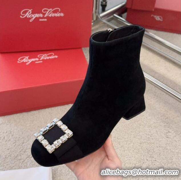 Durable Roger Vivier Très Vivier Strass Buckle Ankle Boots 4.5cm in Black Velvet 1115131