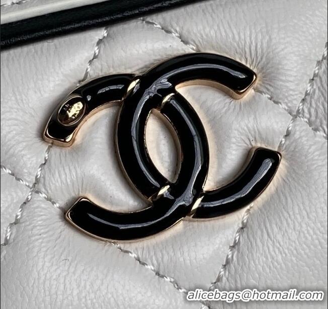 Reasonable Price Chanel Lambskin Clutch with Chain AP4515 White/Black 2025