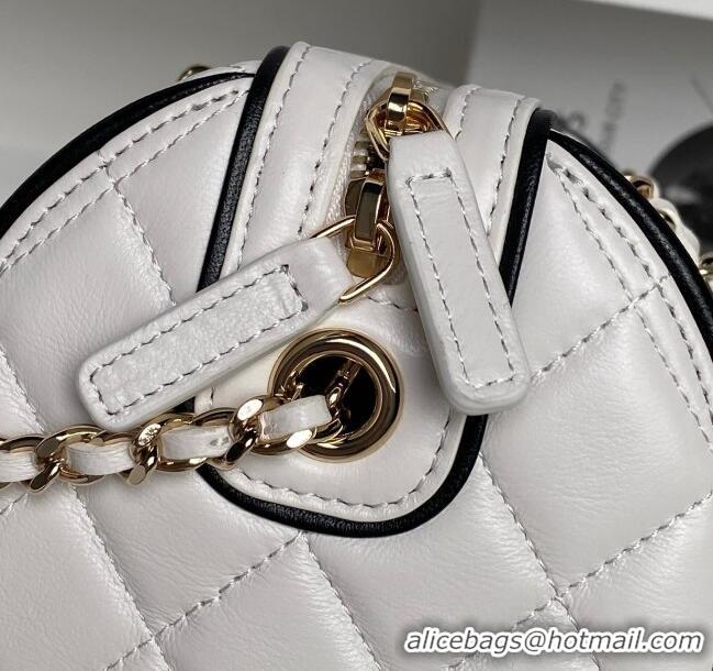 Reasonable Price Chanel Lambskin Clutch with Chain AP4515 White/Black 2025