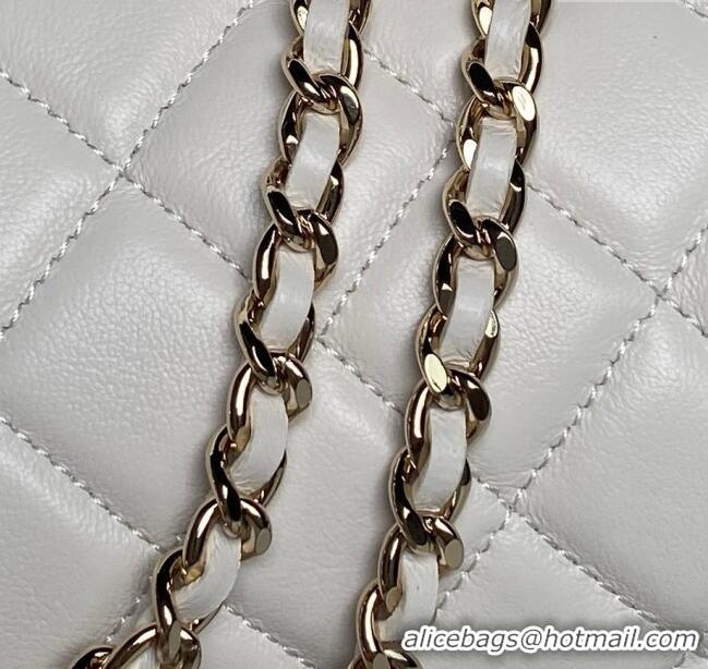 Reasonable Price Chanel Lambskin Clutch with Chain AP4515 White/Black 2025