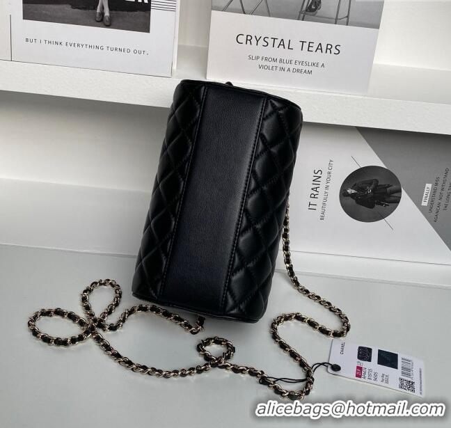 Well Crafted Chanel Lambskin Clutch with Chain AP4515 Black/White 2025