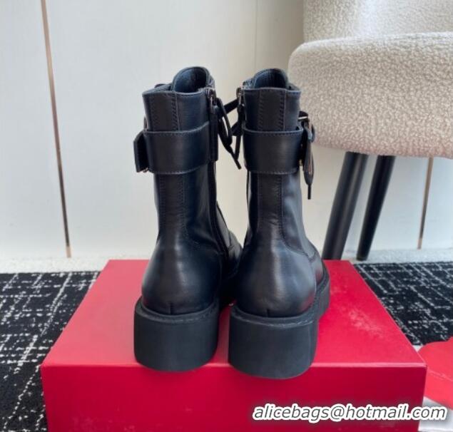 Luxurious Roger Vivier Viv' Rangers Metal Buckle Platform Combat Ankle Boots 6cm in black leather 1115134