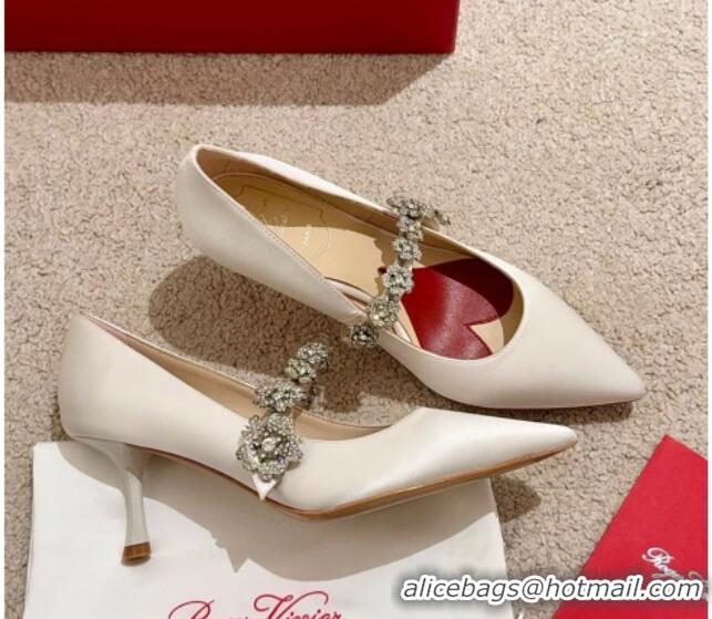 Pretty Style Roger Vivier Efflorescence Mary Jane Pumps 6.5cm in satin with flora strass buckle White 0225001