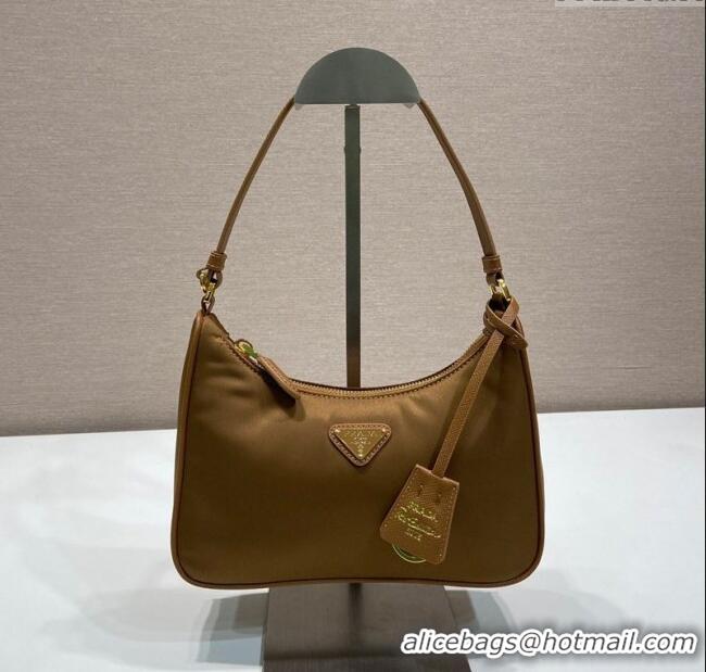 Top Grade Prada Re-Edition 2005 Re-Nylon mini hobo bag 1NE204 Brandy Brown 2025