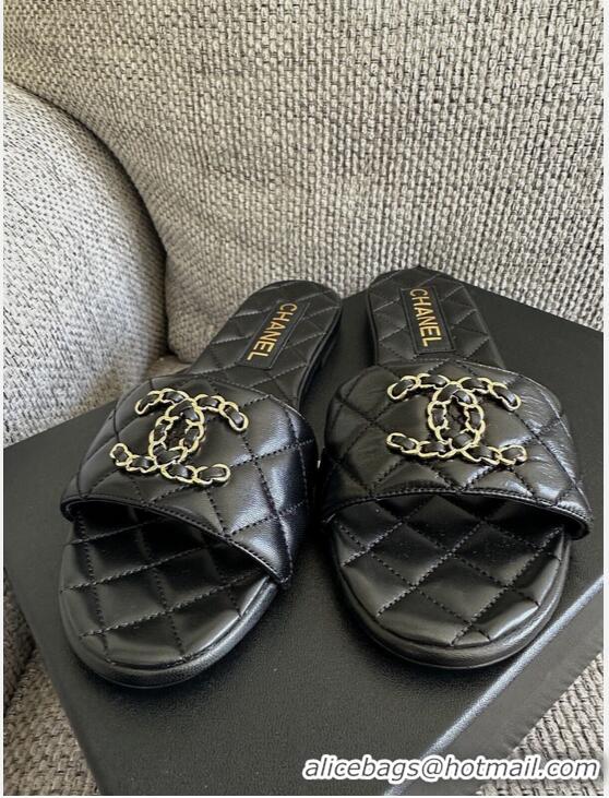 ​Famous Brand Chanel Lambskin Flat Slides Sandal With Chain CC Logo 72205 Black