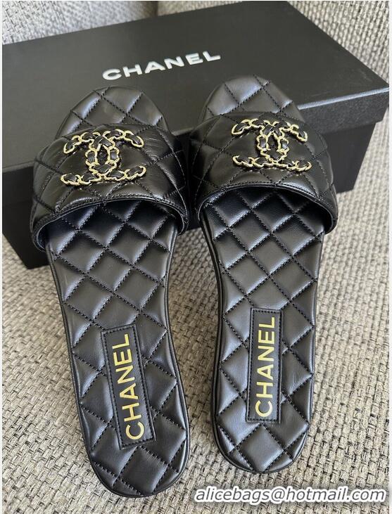 ​Famous Brand Chanel Lambskin Flat Slides Sandal With Chain CC Logo 72205 Black