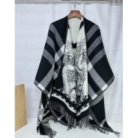 Super Quality Burberry Reversible Swan Cape 140x140cm 0821 Black 2024