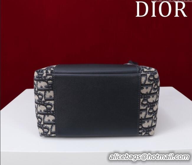New Fashion Dior Small Signature Bucket Bag in Calfskin and Oblique Jacquard D0403 2025