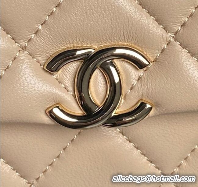 Best Quality Chanel Lambskin Clutch with Chain AP4593 Beige 2025