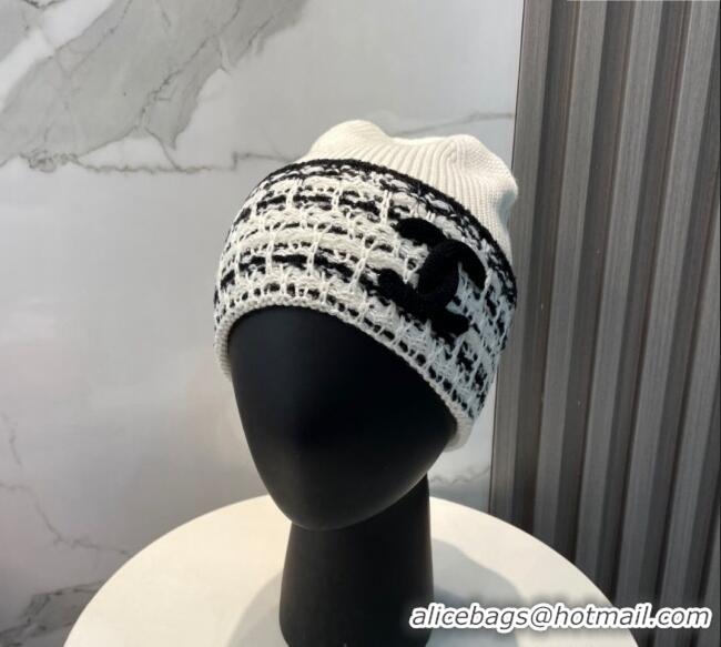 Traditional Specials Chanel Knit Hat with Maxi CC 1129 White/Black 2024