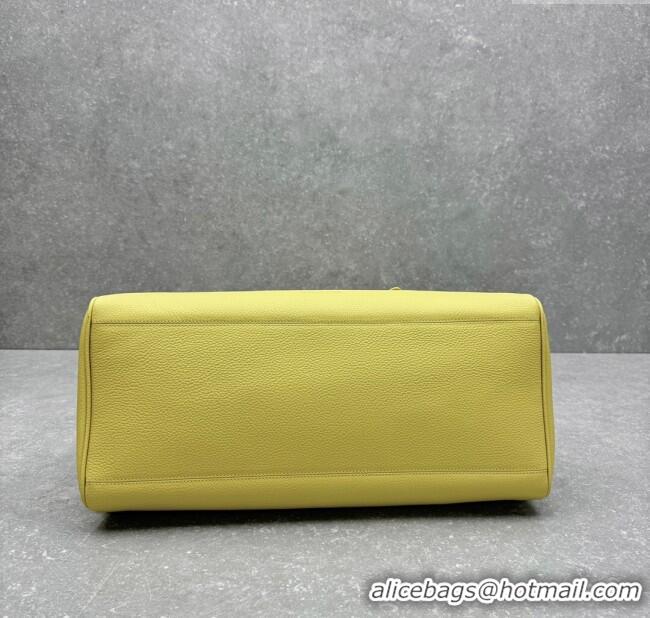 New Stylish Jacquemus The Large Turismo Soft Bowling Bag in Grained Leather 2130 Light Yellow 2025