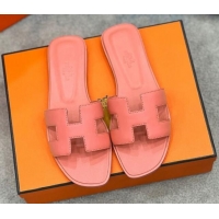 Sophisticated Hermes Oran Classic Flat Slides Sandal in Swift Leather Light Peachy Pink 2025 H02272